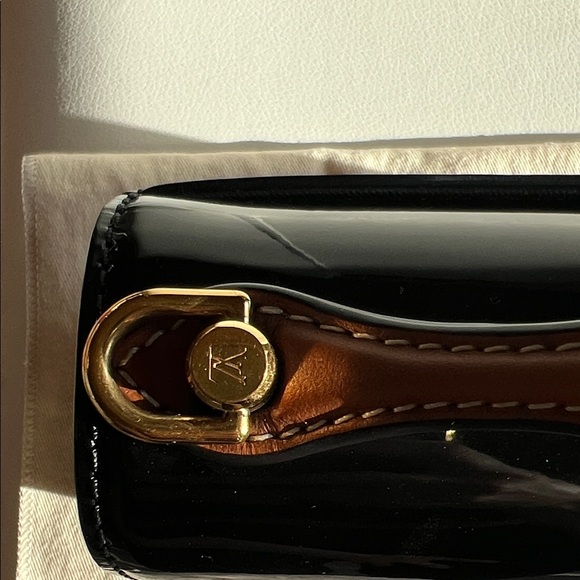 Louis Vuitton Glossy Black Satchel with Gold Hardware - Picture 6 of 16